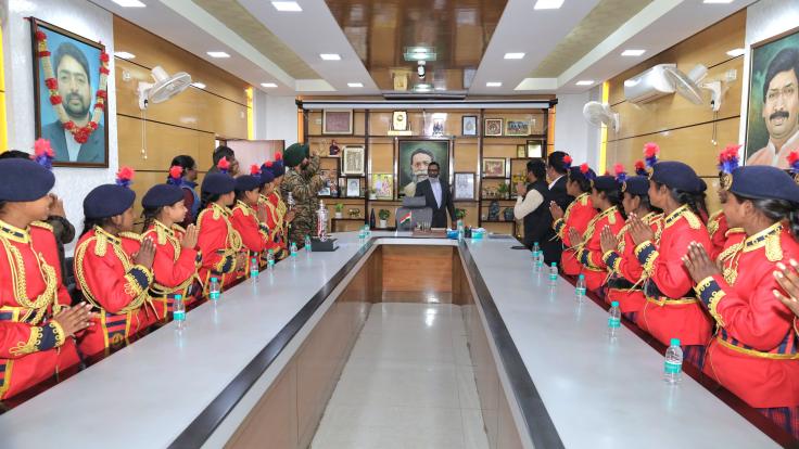 पटमदा KGBV की बैंड टीम को सीएम ने दी बधाई, नेशनल स्कूल बैंड कॉम्पटीशन में टीम ने हासिल किया है पहला स्थान